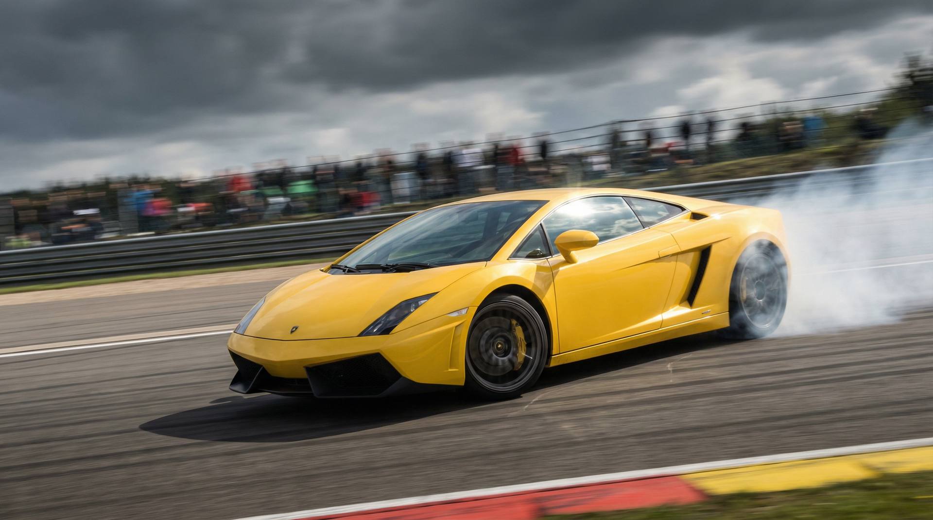 国产视频赛道漂移短视频